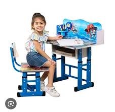 Bureau d’étude avec Chaise pour Enfant