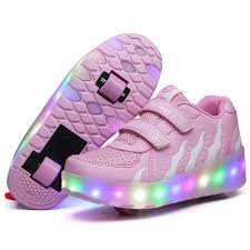 s chaussures sont des baskets à roulettes lumineuses pour enfants – Image 3