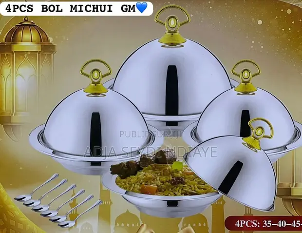 Serie de 4 bols HASNA avec couvercles en cloches en inox